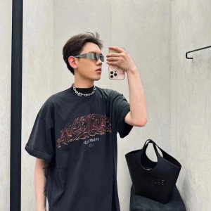 balenciaga offshore t-shirt oversized in black faded