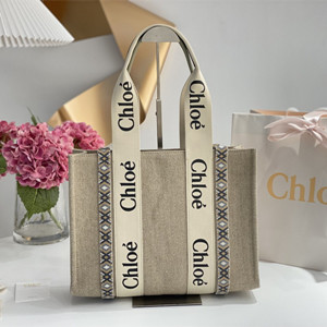chloe 37cm medium woody tote bag