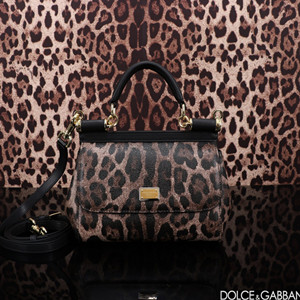docle & gabbana small dauphine leather sicily bag #bb6112