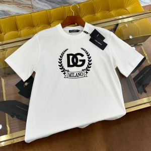 dolce & gabbana short-sleeved cotton t-shirt with dg print