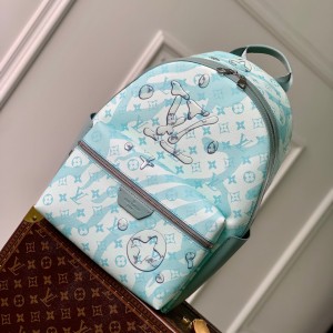 lv louis vuitton discovery backpack #m22519