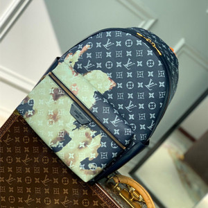 lv louis vuitton discovery backpack bag #m46553