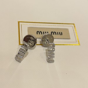 miumiu earrings