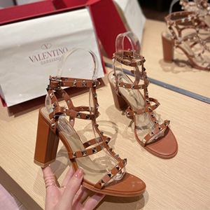 valentino 9cm rockstud ankle strap sandal shoes