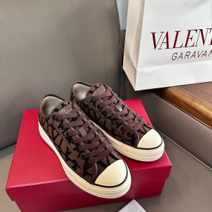 valentino iconographe totaloop low-top sneaker shoes