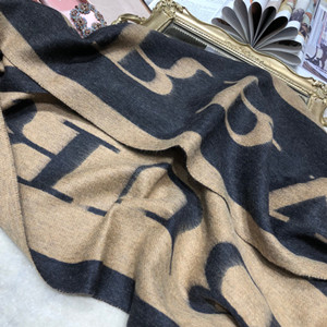 burberry logo jacquard scarf 170cm x 33cm