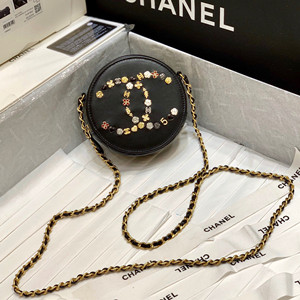 chanel clutch with chain bag