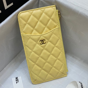 chanel classic pouch for iphone
