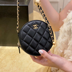 chanel classic clutch with chain
