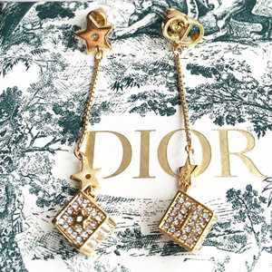 dior lucky square earrings