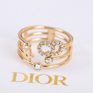 dior shiny-d ring