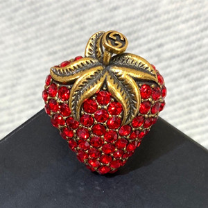 gucci strawberry ring with crystals