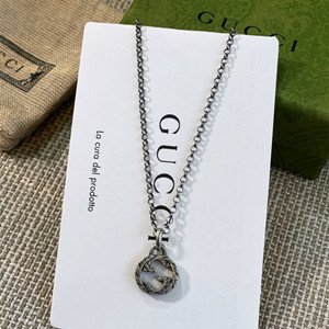 gucci interlocking g pendant necklace