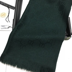 gucci wool scarf 48cm x 180cm