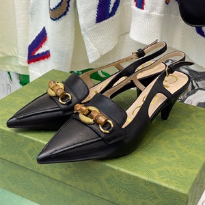 gucci women's pump with bamboo horsebit shoes
