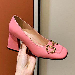 gucci women's mid-heel pump with horsebit shoes