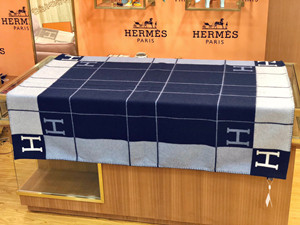 hermes wool blanket 170cm x 135cm