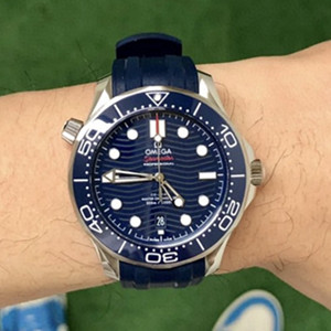 omega seamaster diver 300mm co-axial master chronometer 42 mm