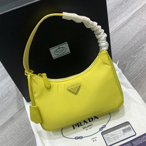 prada re-edition 2000 nylon mini bag #1ne515