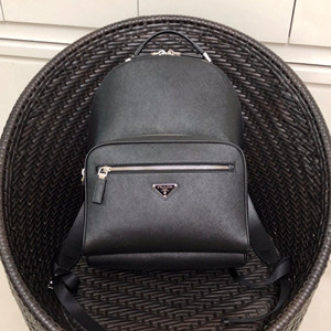 9A+ quality prada saffiano leather backpack #2vz032