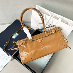 9A+ quality prada medium leather handbag #1ba426