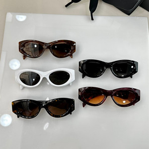 prada sunglasses #spr20