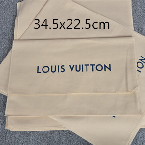 Dust bag For medium bag : Size M : 34.5 * 22.5cm