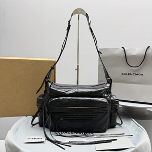 balenciaga men's le city multipocket crossbody bag medium