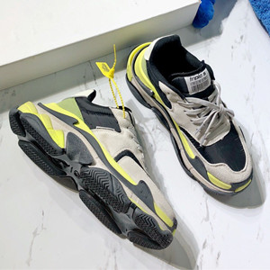 balenciaga triple s trainers shoes