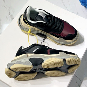 balenciaga triple s trainers shoes