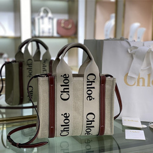 chloe small 26.5cm woody tote bag with strap
