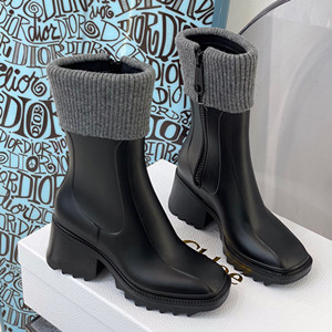 chloe betty rain boot shoes