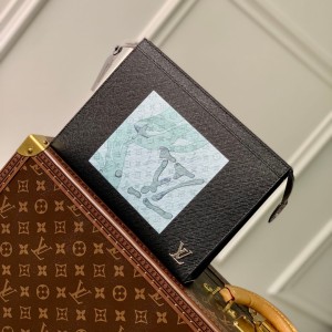 lv louis vuitton pochette voyage bag #m22763
