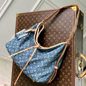 lv louis vuitton carryall mm bag #m46855