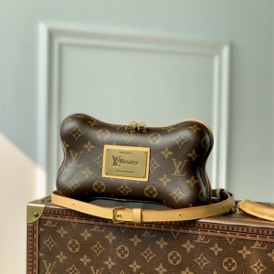lv louis vuitton bone wearable wallet #m12615