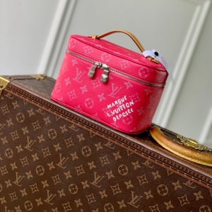 lv louis vuitton nine bb mini cosmetic bag #44495