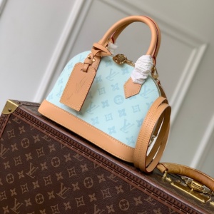 lv louis vuitton capucines mini bag #n85515