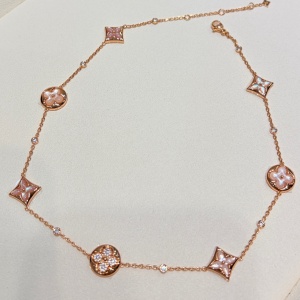 lv louis vuitton necklace