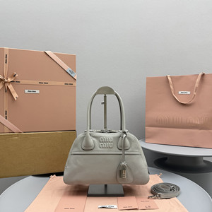 miumiu vivant nappa leather bag