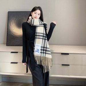 9A+ quality burberry scarf 210x50cm