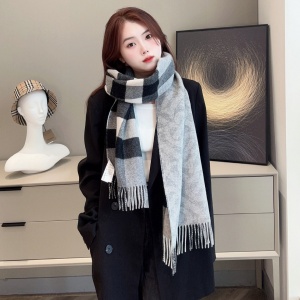 9A+ quality burberry scarf 200x36cm