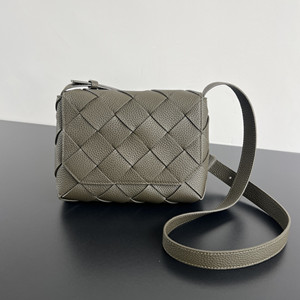 bottega veneta diago cross-body bag #795637