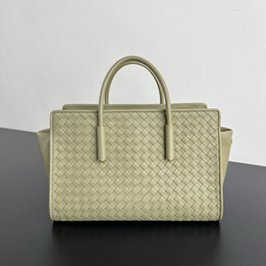 bottega veneta small barbare tote #875932