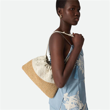 bottega veneta intreccio raffia and leather dustbag pouch #839102