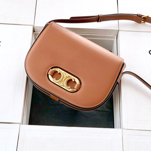 celine medium maillon triomphe bag in satinated calfskin