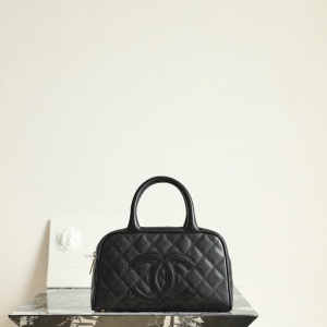 chanel vintage hand-held bowling bag
