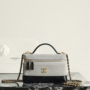 chanel vanity case bag