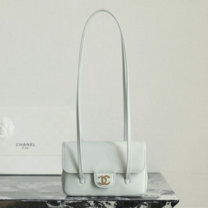 chanel mini flap bag