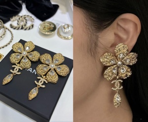 chanel earrings