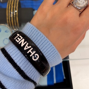chanel bracelet